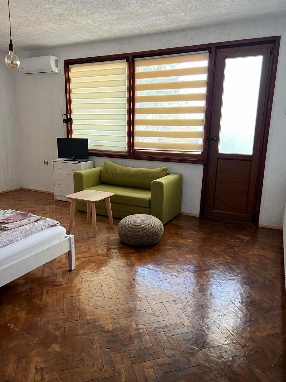 White Guest House 2 Карлово Екстериор снимка